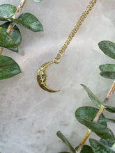 Load image into Gallery viewer, Half Moon Gold Necklace