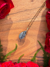 Load image into Gallery viewer, Labradorite Medium Teardrop Crystal Gold Necklace