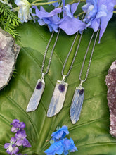 Load image into Gallery viewer, Blue Kyanite &amp; Amethyst Crystal Silver Necklace