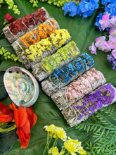Load image into Gallery viewer, 8 Piece Floral Sage Smudge Kit | Sage Bundle with 7 Sage Sticks &amp; 1 Abalone Shell | White Sage Gift Set for Altar, New Home, Housewarming