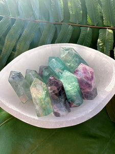 FLUORITE STANDING POINT (Grade A Natural), Tumbled Polished Gemstone for Energy Healing, Meditation Altar, Reiki, Wicca, Metaphysical
