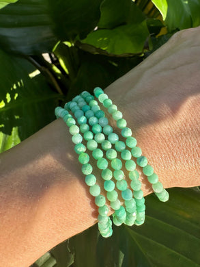 Chrysoprase Bracelet, 4mm Faceted Gemstone Bracelet made with Natural Chrysoprase Beads, Dainty Gemstone Bracelets, Small Bead Bracelet