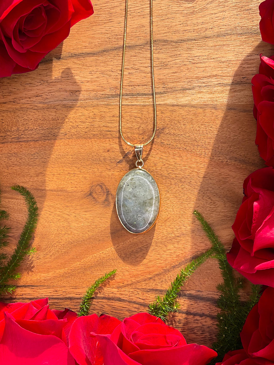 Labradorite Oval Crystal Gold Necklace