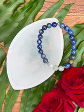 Load image into Gallery viewer, Lapis Lazuli &amp; Labradorite Crystal Bracelet