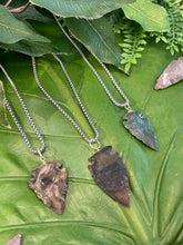 Load image into Gallery viewer, Flint Arrowhead Silver Necklace