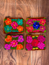 Load image into Gallery viewer, Floral Embroidered Velvet Coin Purse