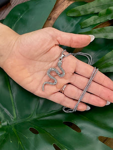Textured Snake Silver Necklace