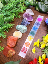 Load image into Gallery viewer, 7 Chakras Premium Crystal Gift Set with Hand Etched Selenite Wand