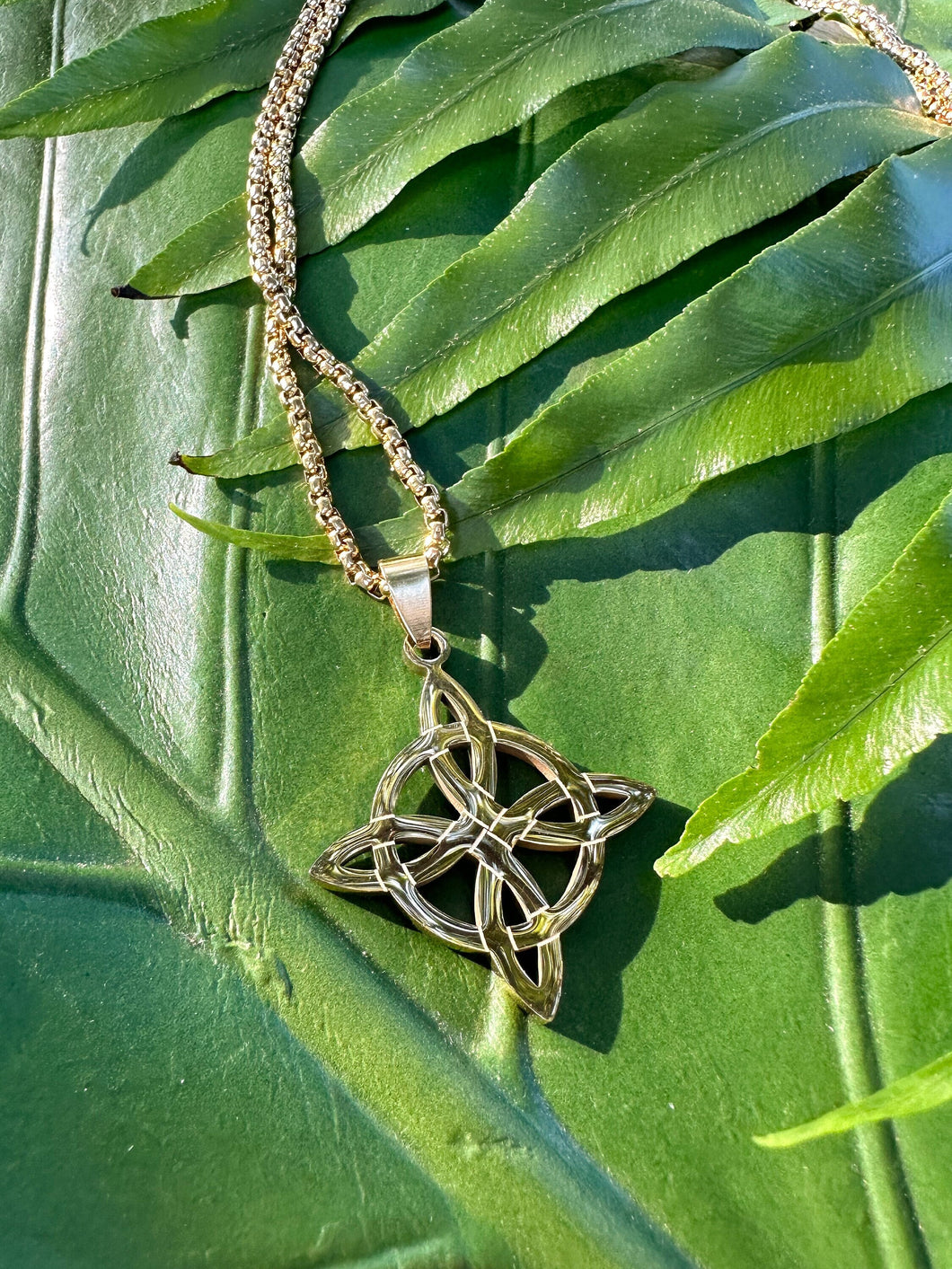 Lover’s Knot Celtic Symbol, Bowen Knot Silver Necklace, Bowen Cross, Celtic Knot Variation, Sacred Geometry, Love Pendant for Girlfriend
