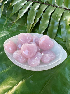 ROSE QUARTZ HEART Crystal (Grade A Natural) Tumbled Polished Pink Heart-Shaped Crystals for Love | Gemstone for Yoga, Meditation, Wicca